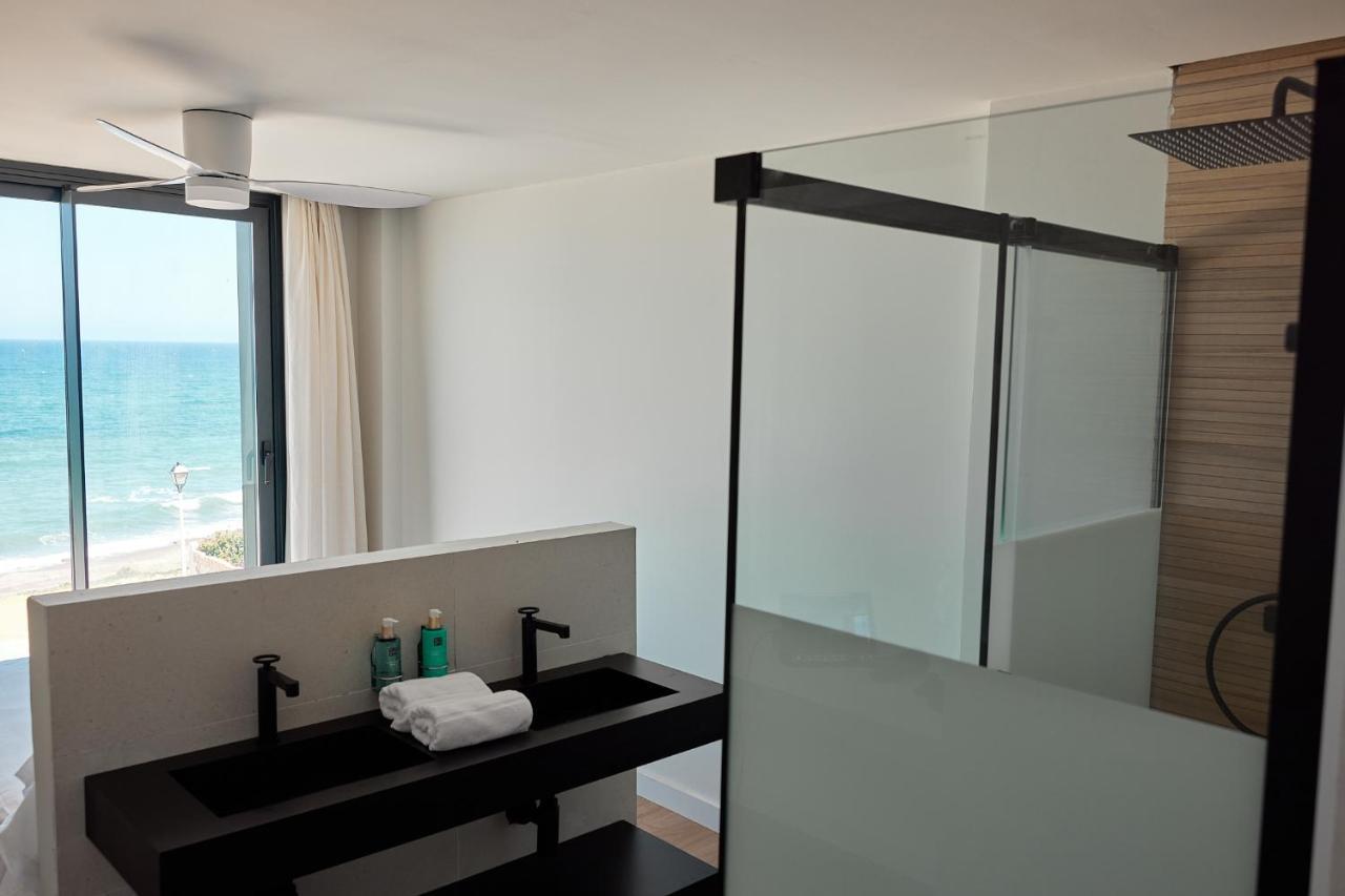 Ancon Suites カルボネラス エクステリア 写真