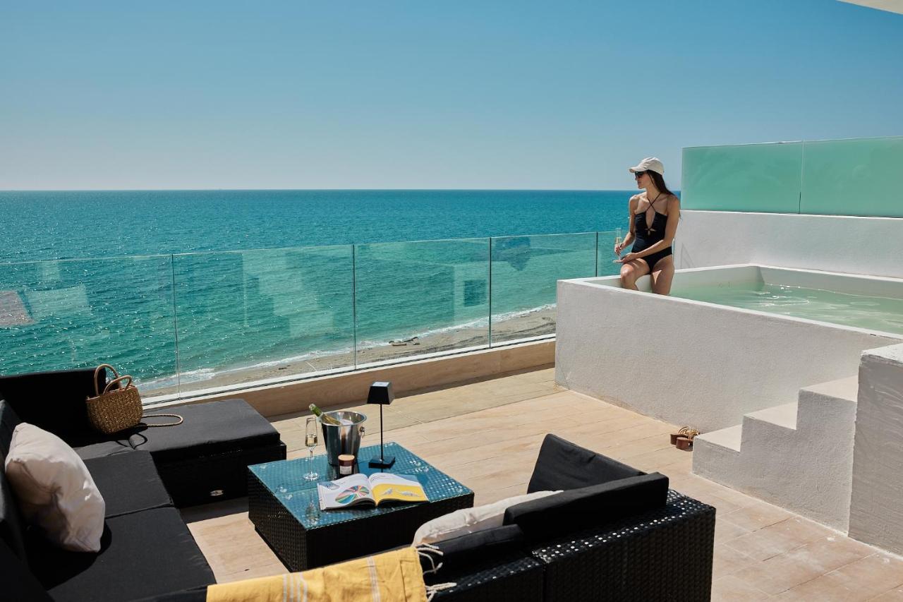 Ancon Suites カルボネラス エクステリア 写真
