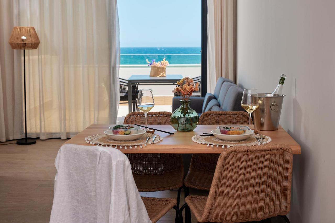 Ancon Suites カルボネラス エクステリア 写真