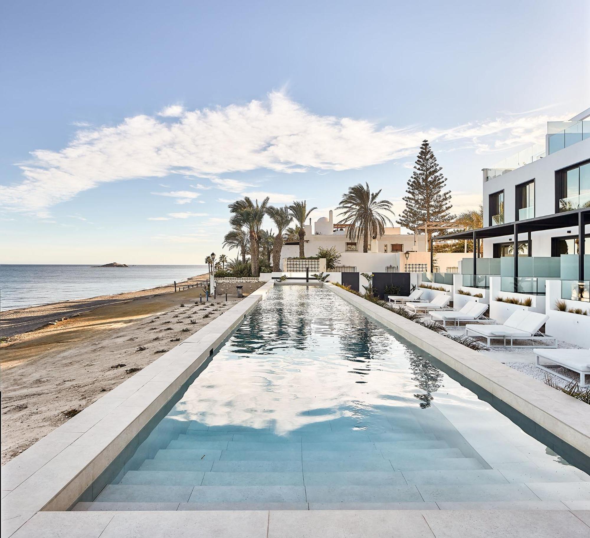 Ancon Suites カルボネラス エクステリア 写真