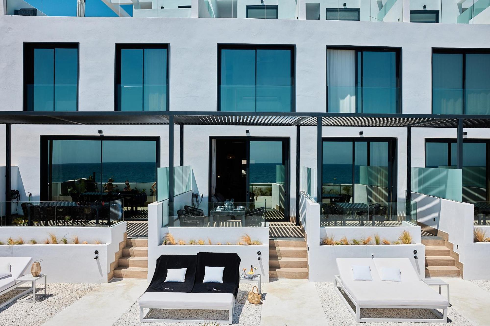 Ancon Suites カルボネラス エクステリア 写真